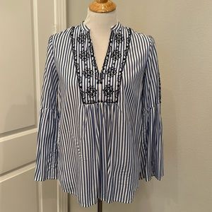 Loft Deep v embroidered pull over blouse